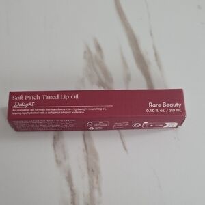 NIB- Rare Beauty Soft Pinch Tinted Lip Oil — Delight
